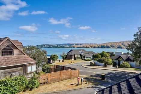 Photo of property in 22 The Crowsnest, Whitby, Porirua, 5024