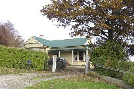 Photo of property in 12 Hill Street, Lawrence, 9532