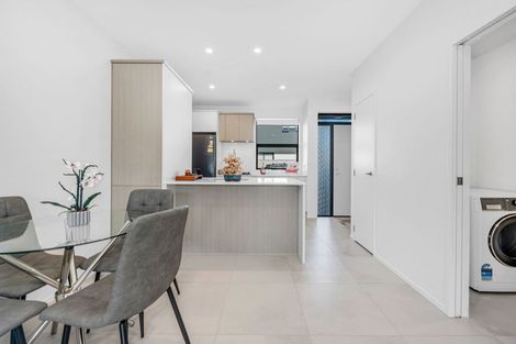 Photo of property in 16 Rorida Lane, Flat Bush, Auckland, 2019