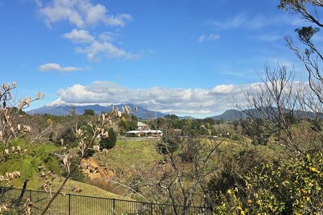 Photo of property in 17a Saint Ives Grove, Whalers Gate, New Plymouth, 4310