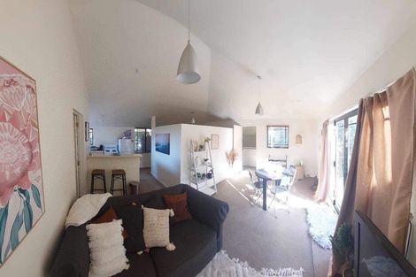 Photo of property in 15a Beresford Street, Bayswater, Auckland, 0622