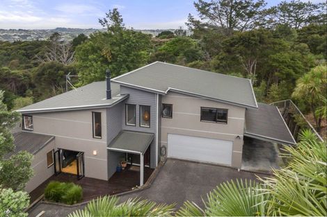 Photo of property in 19 Te Araroa Drive, Paremoremo, Auckland, 0632