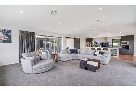 Photo of property in 24 Lindsay Way, Grasmere, Invercargill, 9810