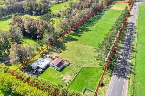 Photo of property in 42 Rimmer Road, Helensville, 0875