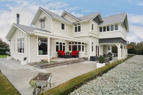 Photo of property in 864 Clintons Road, Charing Cross, Christchurch, 7671