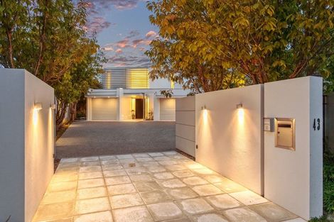 Photo of property in 43 Totara Street, Fendalton, Christchurch, 8041