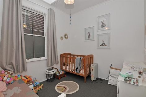 Photo of property in 23 Douglas Street, Mount Cook, Wellington, 6021