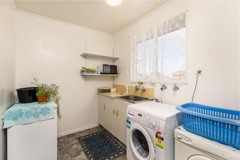 Photo of property in 11 Oxford Street, Waimate, 7924