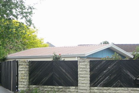 Photo of property in 7 Te One Place, Redwood, Christchurch, 8051