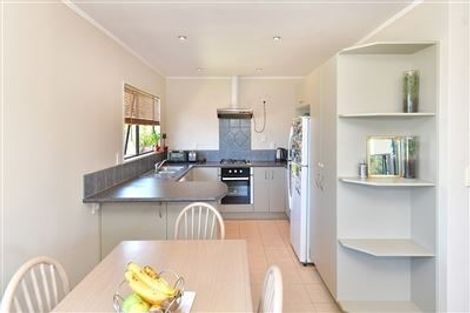 Photo of property in 165b Hibiscus Coast Highway, Red Beach, 0932