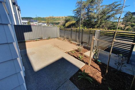 Photo of property in 30 Pateke Drive, Kenepuru, Porirua, 5022