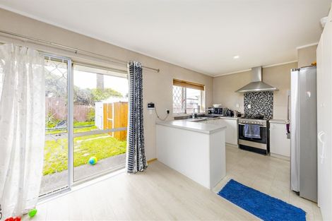 Photo of property in 14 Gadsby Road, Favona, Auckland, 2024