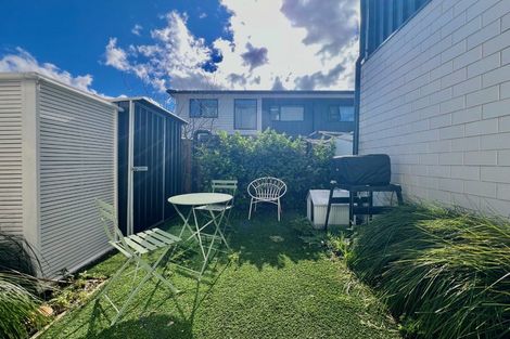 Photo of property in 3/59 Neil Avenue, Te Atatu Peninsula, Auckland, 0610