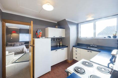 Photo of property in 38 Titirangi Drive, Fitzherbert, Palmerston North, 4471