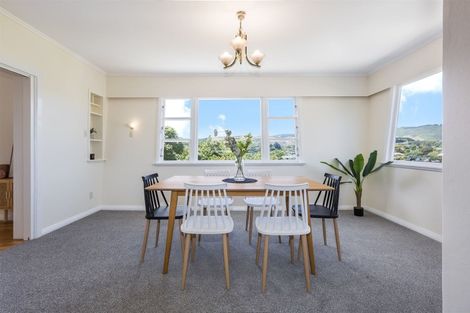 Photo of property in 9 Tainui Terrace, Tawa, Wellington, 5028
