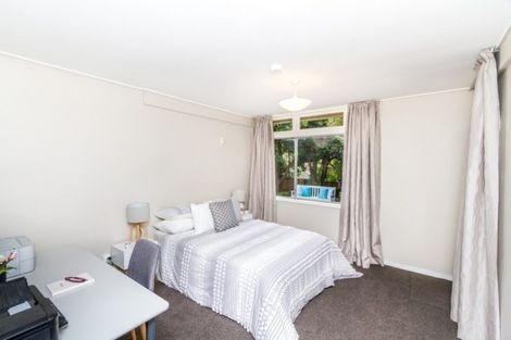 Photo of property in 1a Woodstock Terrace, Tawa, Wellington, 5028