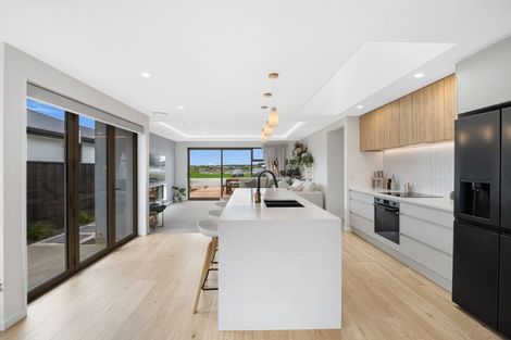 Photo of property in 26 Waituna Street, Pegasus, 7612