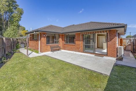 Photo of property in 2/24 Woodbury Street, Avonhead, Christchurch, 8042