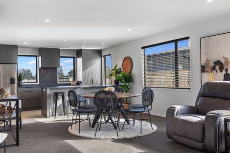 Photo of property in 32 Tamapahore Boulevard, Papamoa Beach, Papamoa, 3118