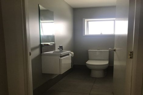 Photo of property in 79 Tawa Road, Kumeu, 0891