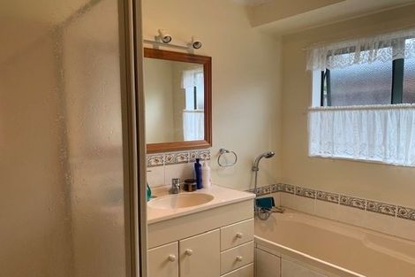 Photo of property in 3 Magellan Rise, Flagstaff, Hamilton, 3210