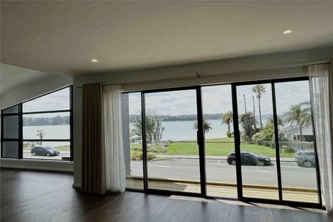 Photo of property in 4 Craigs Way, Hobsonville, Auckland, 0616
