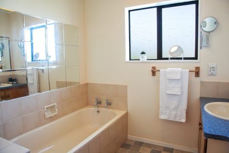 Photo of property in 68 Kaihua Road, Nukuhau, Taupo, 3330