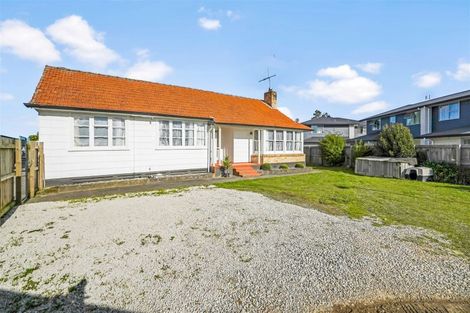 Photo of property in 22 Sare Crescent, Fairfield, Hamilton, 3214