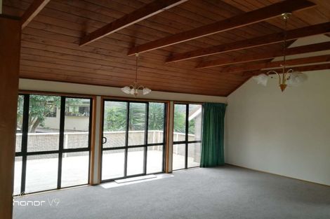 Photo of property in 58 Marywil Crescent, Hillcrest, Auckland, 0627