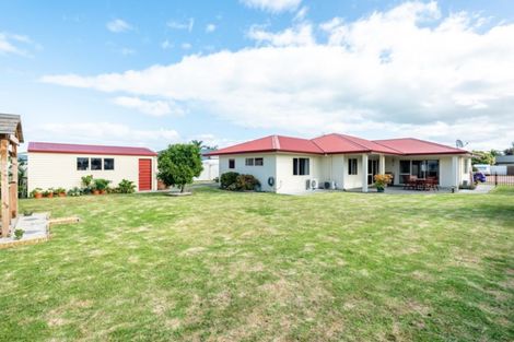 Photo of property in 19 Margaret Place, Lytton West, Gisborne, 4010