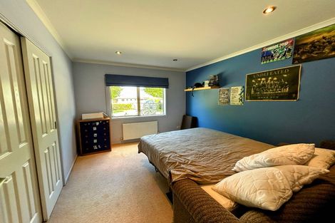 Photo of property in 16 Roots Street West, Feilding, 4702