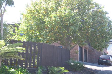 Photo of property in 1/461 Beach Road, Murrays Bay, Auckland, 0630