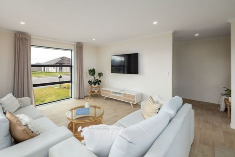 Photo of property in 27 Loch Tanna Way, Yaldhurst, Christchurch, 8042