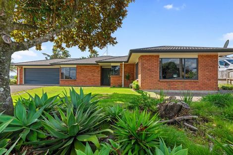 Photo of property in 22 Arrowfield Drive, Pyes Pa, Tauranga, 3112