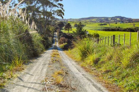 Photo of property in 120 Rangiora Road, Kaiwaka, 0573