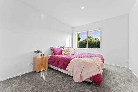 Photo of property in 23b Woodglen Road, Glen Eden, Auckland, 0602