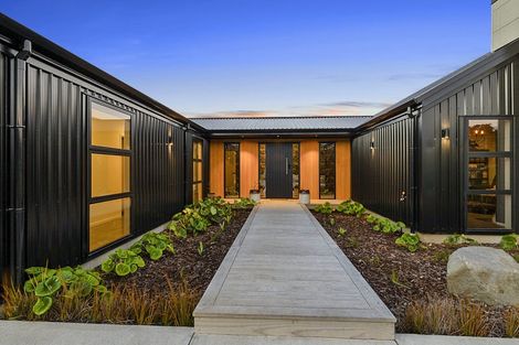 Photo of property in 1640 Mangorei Road, Mangorei, New Plymouth, 4371