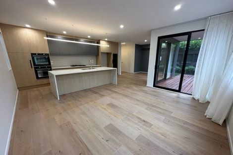 Photo of property in 8d Ringwood Street, Torbay, Auckland, 0630