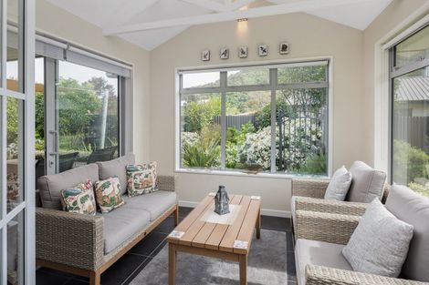 Photo of property in 6a Huia Street, Waikawa, Picton, 7220