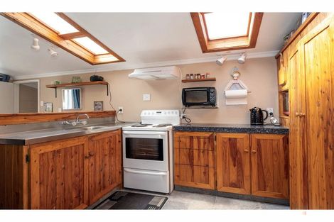 Photo of property in 5 Painstown Road, Waimate, 7978