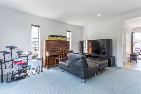 Photo of property in 418a Old Te Atatu Road, Te Atatu Peninsula, Auckland, 0610