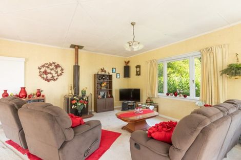 Photo of property in 704 State Highway 1, Wellsford, 0975