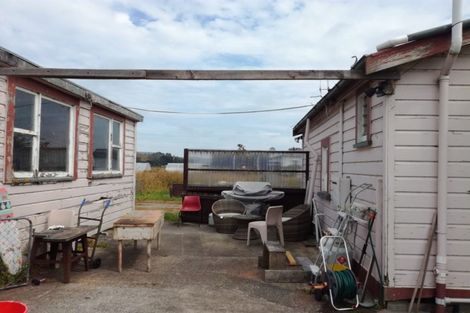 Photo of property in 30 Railway Road, Tuatapere, 9620
