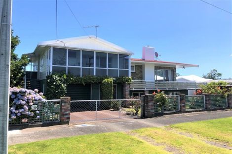 Photo of property in 1a Blake Street, Waitara, 4320