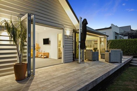 Photo of property in 11 Stockyard Crescent, Pukekohe, 2120