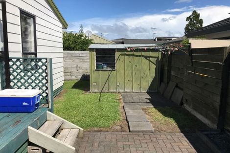 Photo of property in 1/34 Elizabeth Street, Orewa, 0931