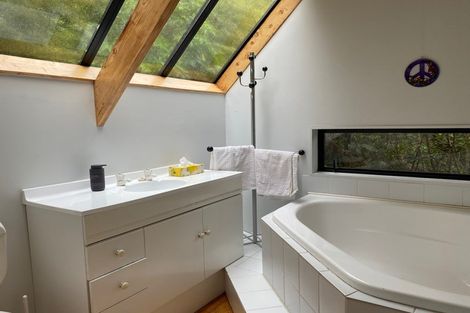 Photo of property in 22 Ngahere Terrace, Opoutere, Whangamata, 3691