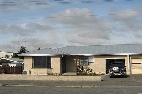 Photo of property in 5a Innes Street, Waimate, 7924