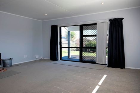Photo of property in 19 Linwood Drive, Paraparaumu, 5032