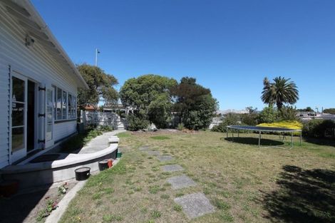 Photo of property in 176 Seaview Road, New Brighton, Christchurch, 8061